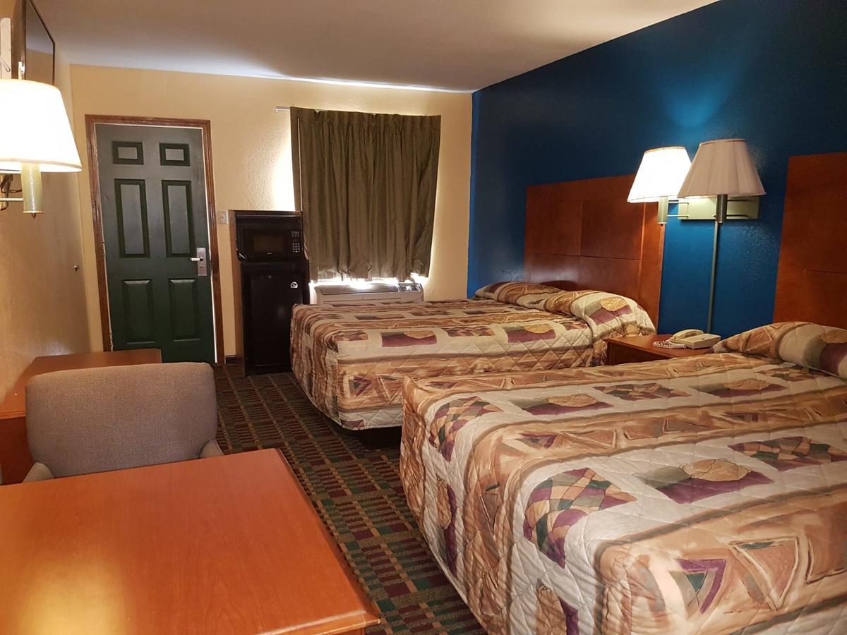 Executive Inn Victoria Exteriér fotografie