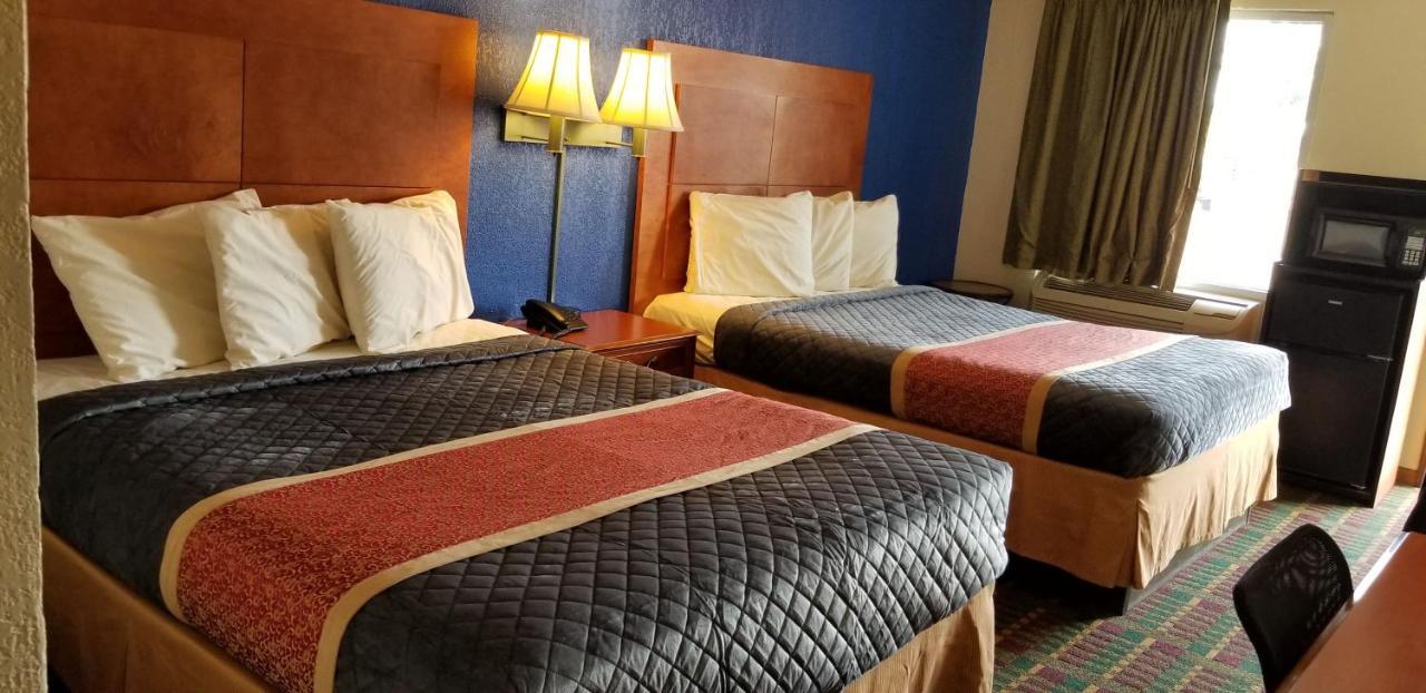 Executive Inn Victoria Exteriér fotografie